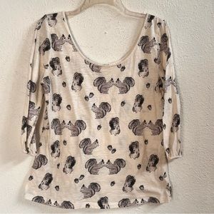 Anthropologie Large Cream Gray Squirrel Print Women's Top Cute Animal 3/4-sleeve